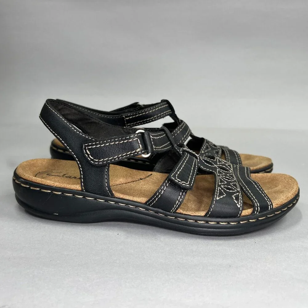 Clarks Women's Size 6.5 Leisha Black Leather Strappy Sandals